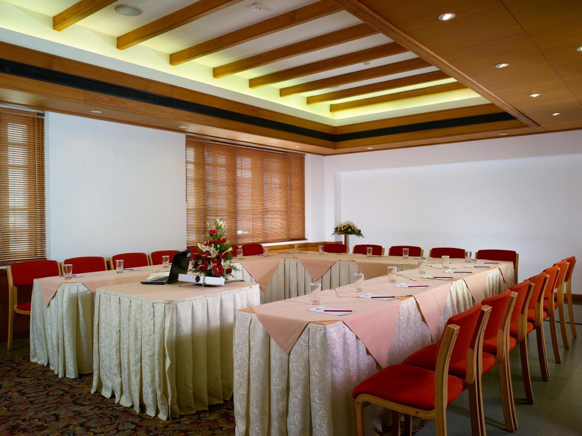 Grand Hotel Kochi Exterior foto