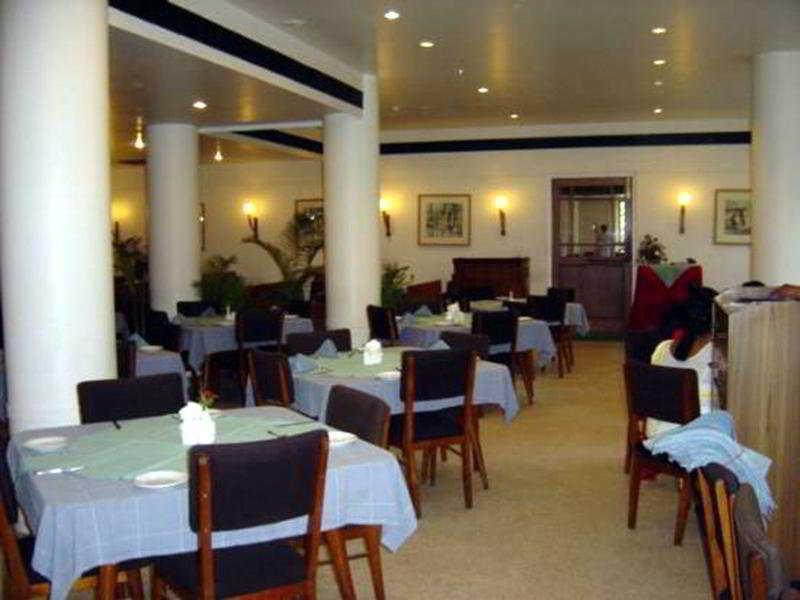 Grand Hotel Kochi Exterior foto