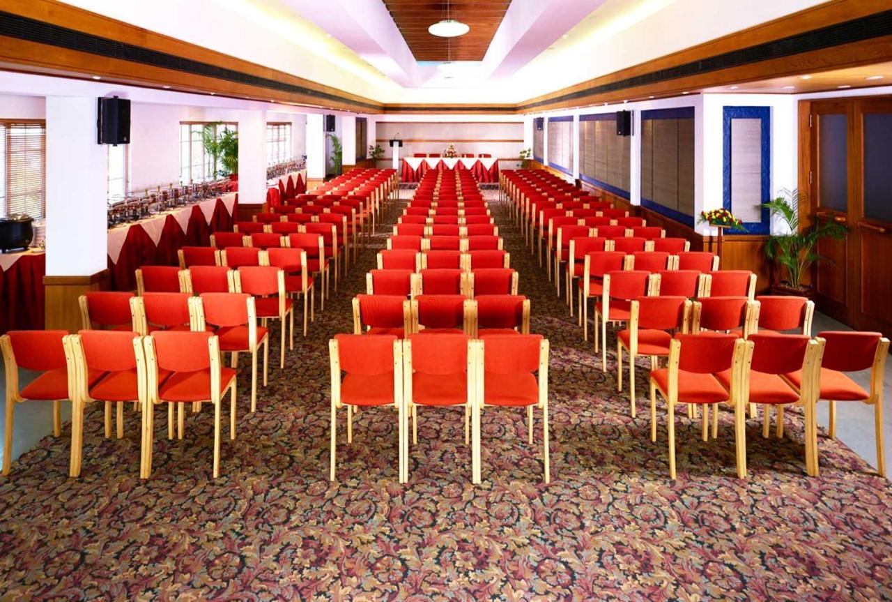 Grand Hotel Kochi Exterior foto