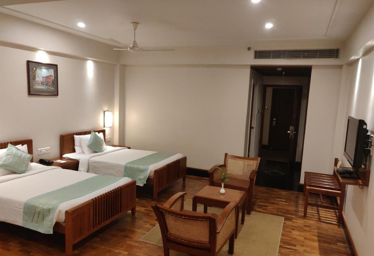 Grand Hotel Kochi Exterior foto